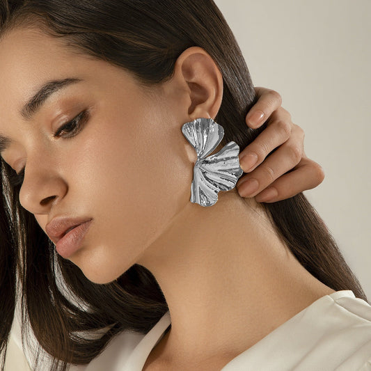 Vintage Ginkgo Leaf Stud Earrings – Available In Gold & Silver