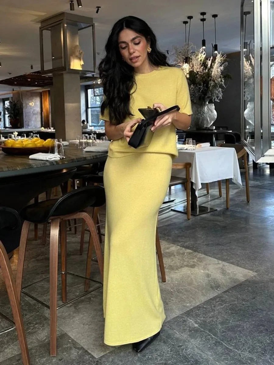 Women’s Soft Knit Two-Piece Set | Short Sleeve Pullover Top & Skirt Solid Color Summer Outfit